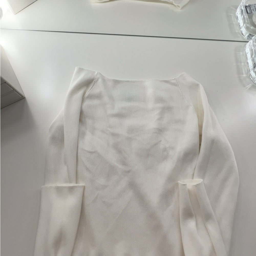 Brandy Melville Cream Ribbed long sleeve